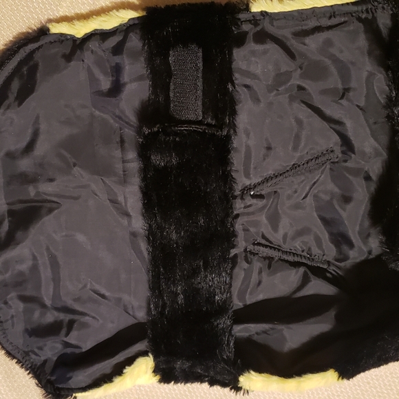 Dog/Pet Bumblebee/Bee Halloween Costume Size Medium - Picture 4 of 6